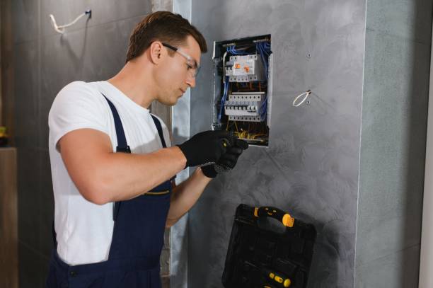 Best Licensed Electrician  in Big Le, AK